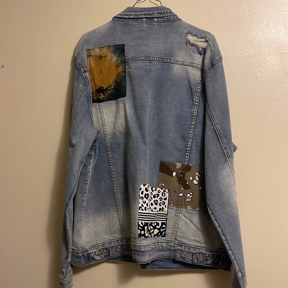 Embellish jacket - Picture 2 of 2